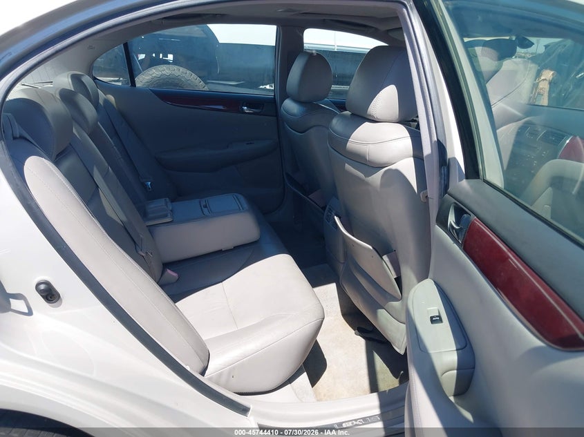 2004 LEXUS ES 330 auction photo 8