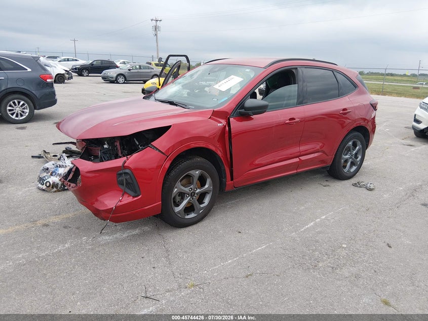 Vin: 1fmcu9mn8pub26732, lot: 46243130, ford escape st-line 20232