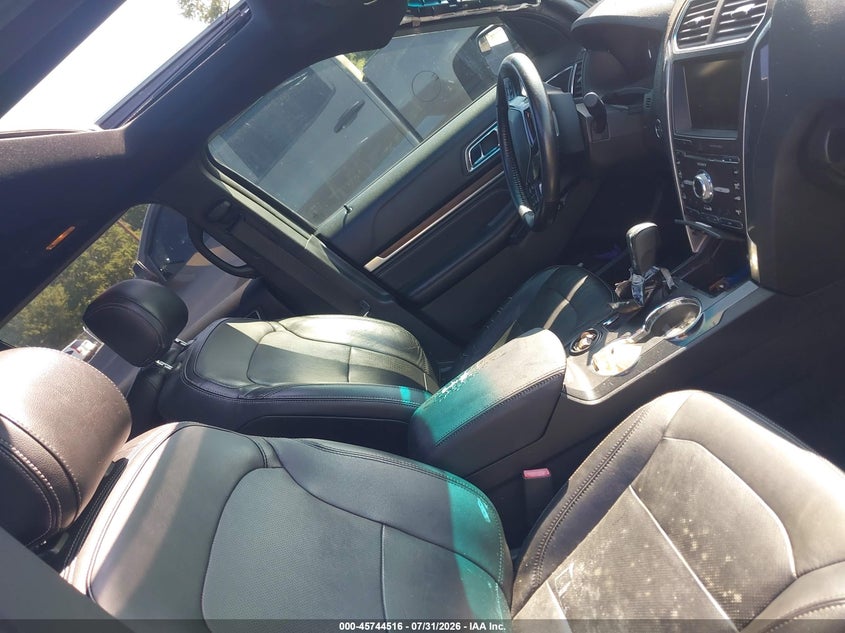 2016 FORD EXPLORER auction photo 5