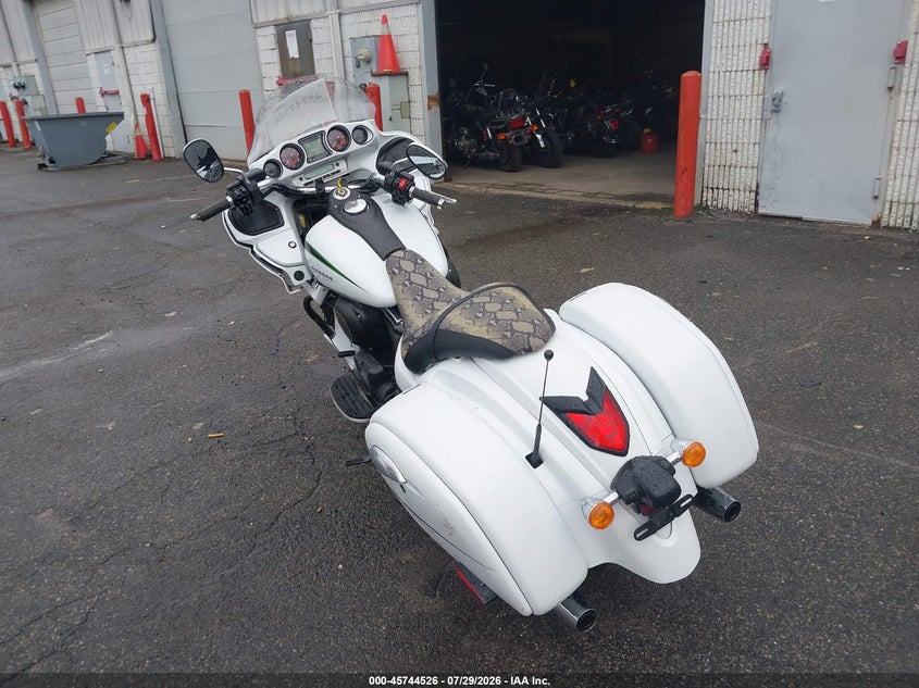 2016 KAWASAKI VN1700 auction photo 3