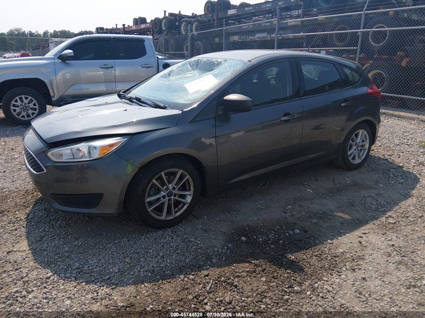 Vin: 1fadp3k23jl212393, lot: 46243231, ford focus se 20182