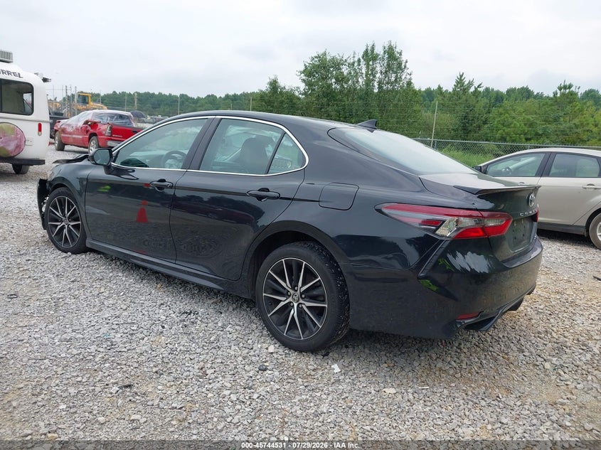 TOYOTA CAMRY - zdjęcie 3