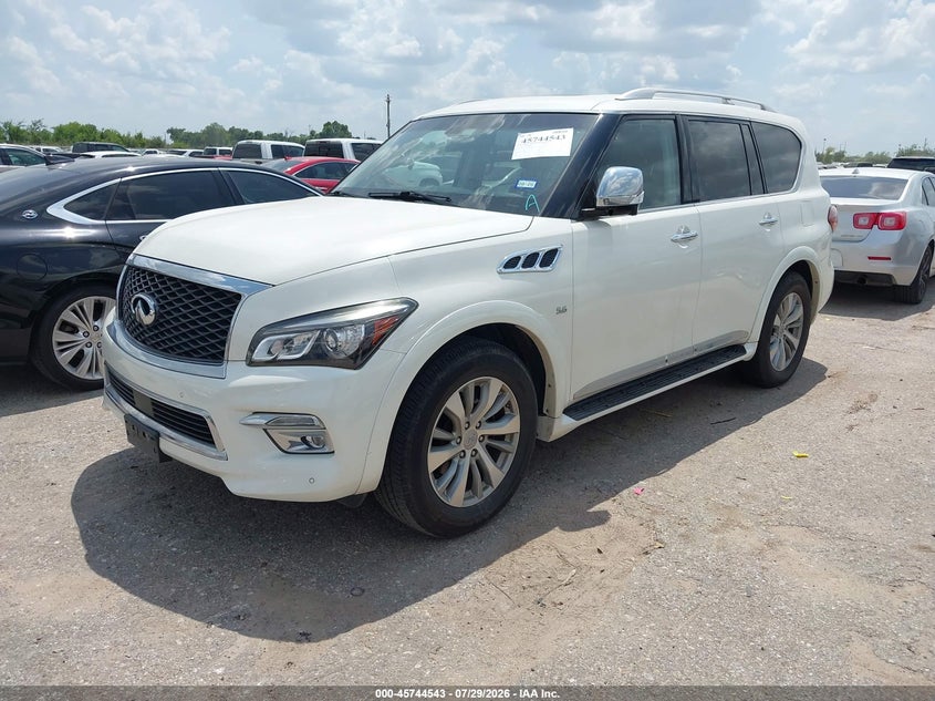 2016 INFINITI QX80 auction photo 2