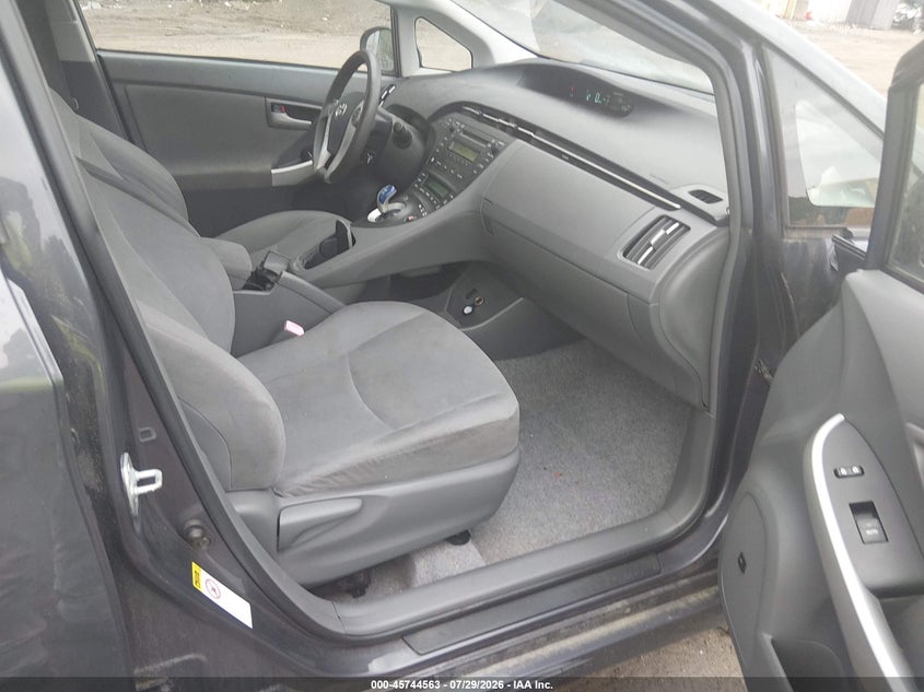 2010 TOYOTA PRIUS auction photo 5