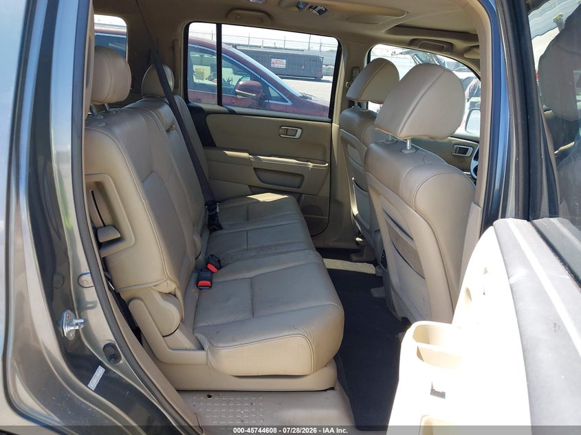 2009 HONDA PILOT auction photo 8