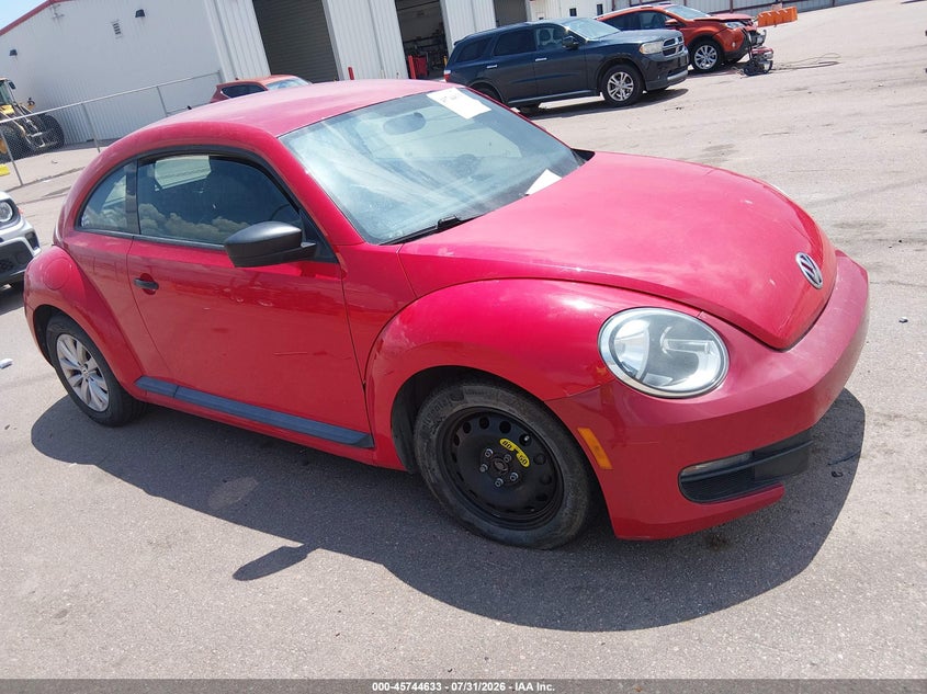 2016 VOLKSWAGEN BEETLE auction photo 1