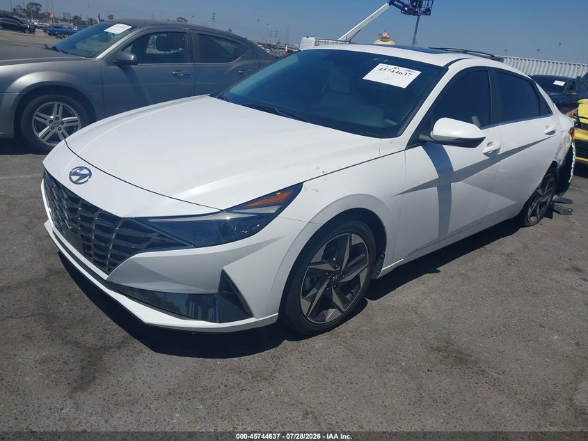 2022 HYUNDAI ELANTRA auction photo 2