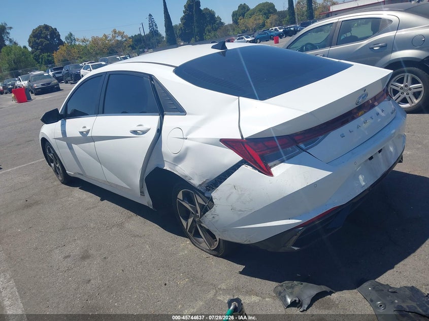2022 HYUNDAI ELANTRA auction photo 3