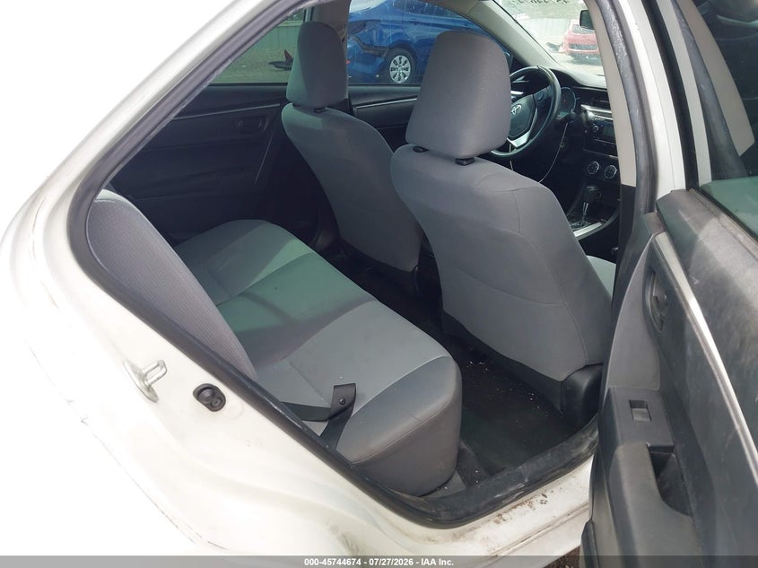 2015 TOYOTA COROLLA auction photo 8