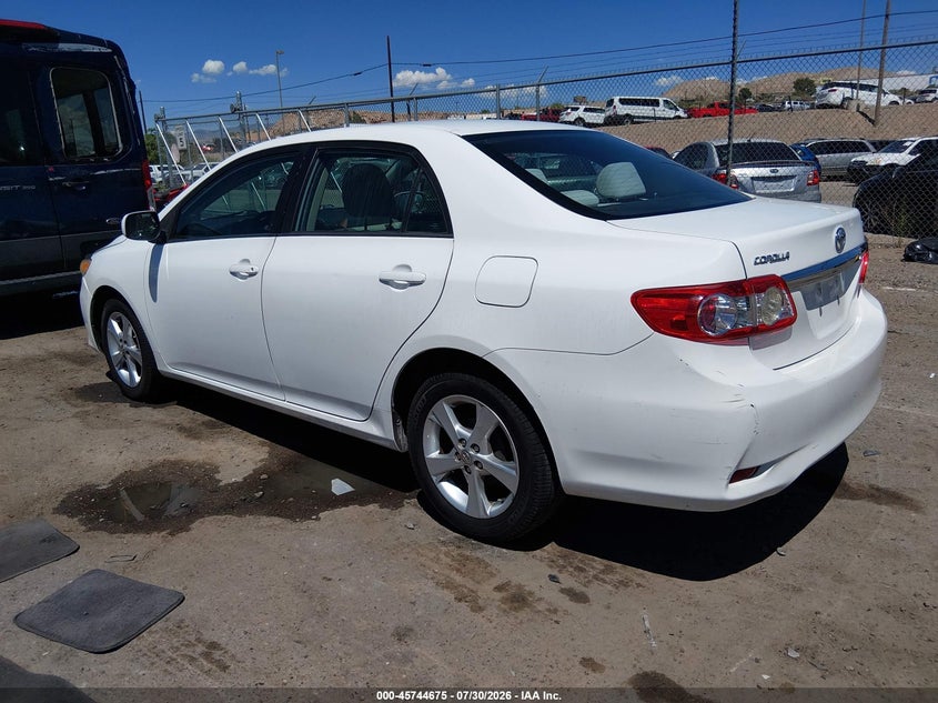Vin: 2t1bu4ee1bc636766, lot: 46243380, toyota corolla le 20113