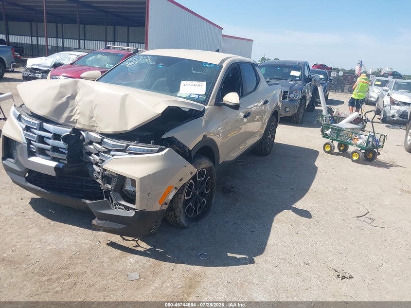 Vin: 5ntjb4ae1nh008586, lot: 46243388, hyundai santa cruz sel 20222
