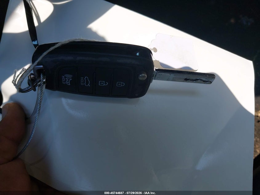 2018 HYUNDAI ACCENT SE · Фото 11