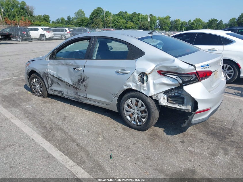 2018 HYUNDAI ACCENT SE · Фото 3