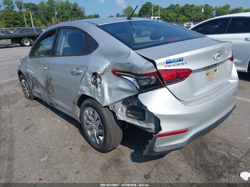 2018 HYUNDAI ACCENT SE · Фото 6