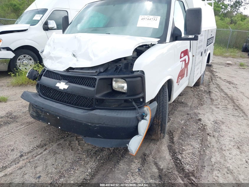 2017 CHEVROLET EXPRESS CUTAWAY auction photo 6