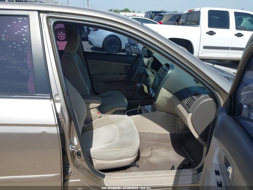 2008 KIA SPECTRA auction photo 5