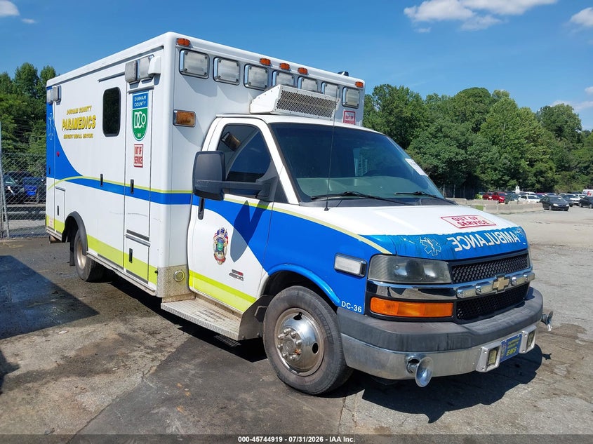 2014 CHEVROLET EXPRESS CUTAWAY auction photo 1