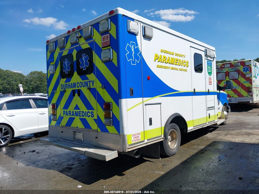 2014 CHEVROLET EXPRESS CUTAWAY auction photo 4