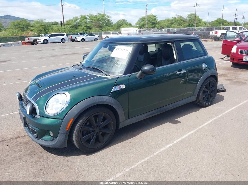 2013 MINI HARDTOP auction photo 2
