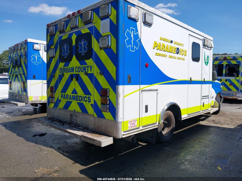 2014 CHEVROLET EXPRESS CUTAWAY auction photo 4