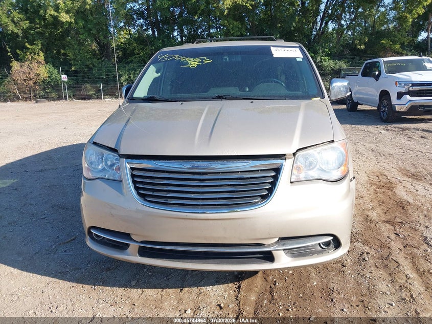 CHRYSLER TOWN & COUNTRY 2013 VIN 2C4RC1CG7DR797727