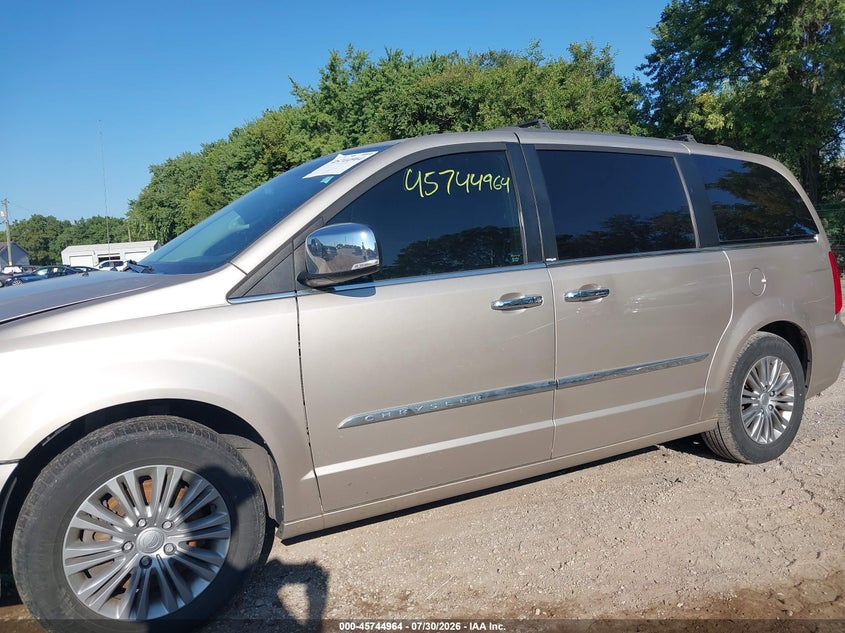 CHRYSLER TOWN & COUNTRY 2013 VIN 2C4RC1CG7DR797727