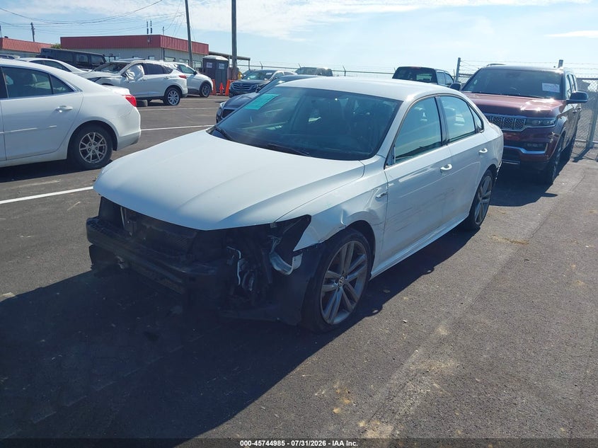 2018 VOLKSWAGEN PASSAT auction photo 2