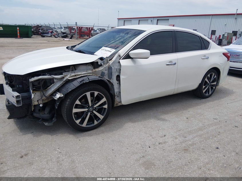 2016 NISSAN ALTIMA auction photo 2