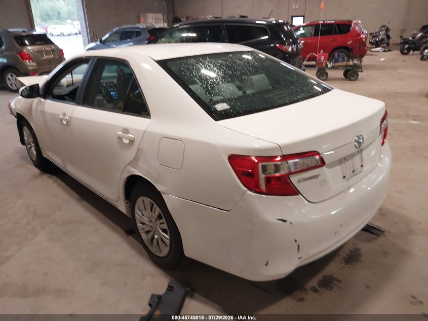 Vin: 4t4bf1fk0er347853, lot: 46243722, toyota camry le 20143