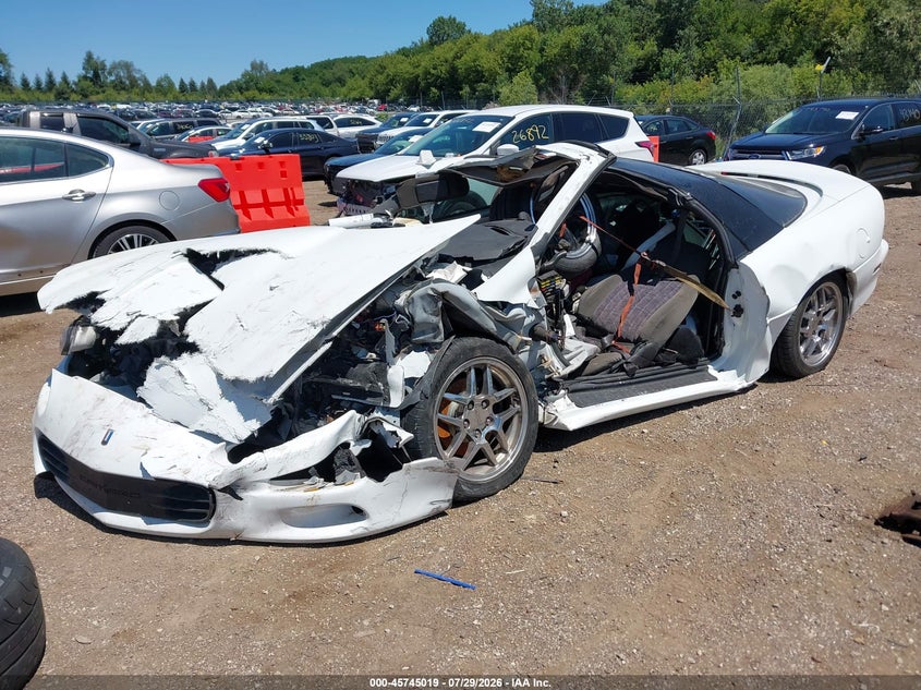 2001 CHEVROLET CAMARO auction photo 2