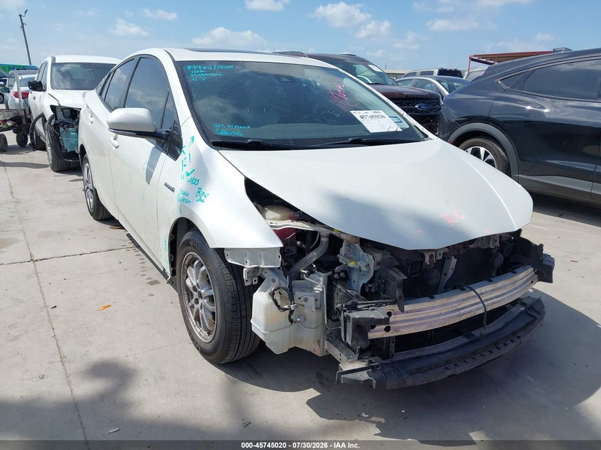 Vin: jtdkarfu4h3534598, lot: 46243724, toyota prius four 2017 img_1