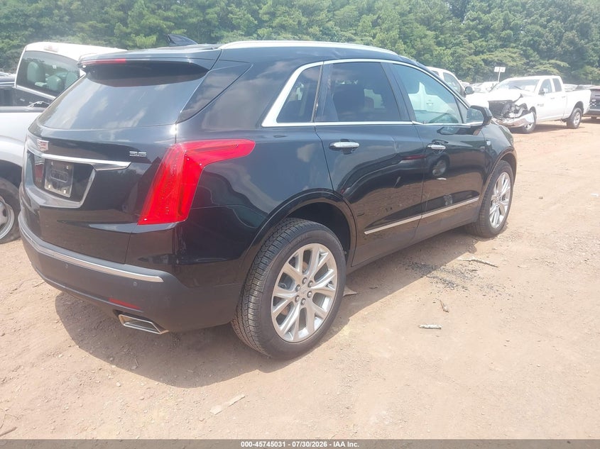 2017 CADILLAC XT5 auction photo 4