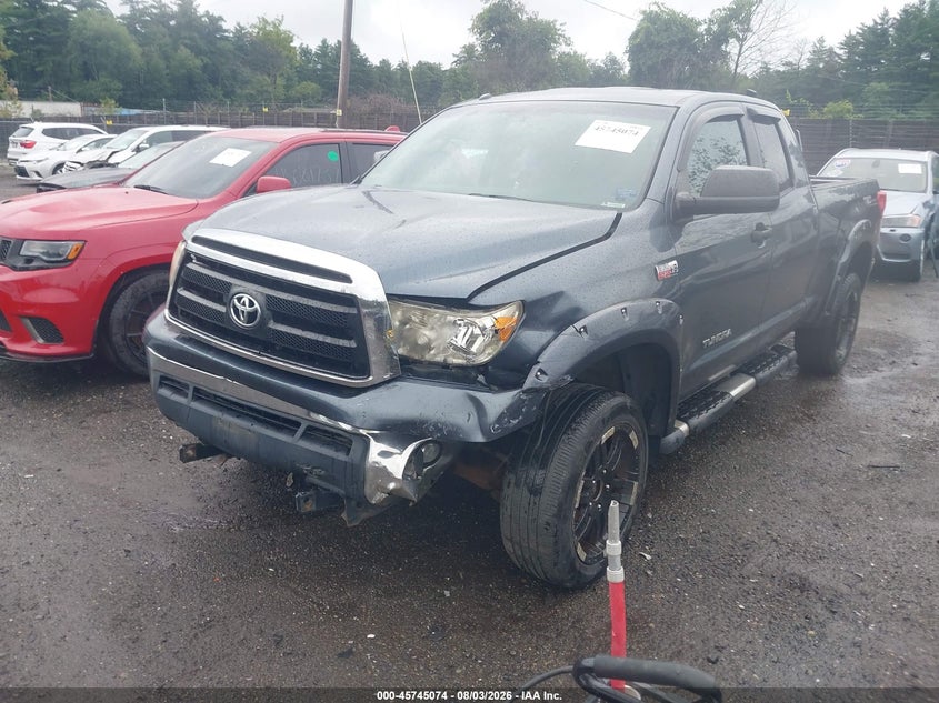 Vin: 5tfuy5f11ax104707, lot: 46243778, toyota tundra grade 5.7l v8 20102