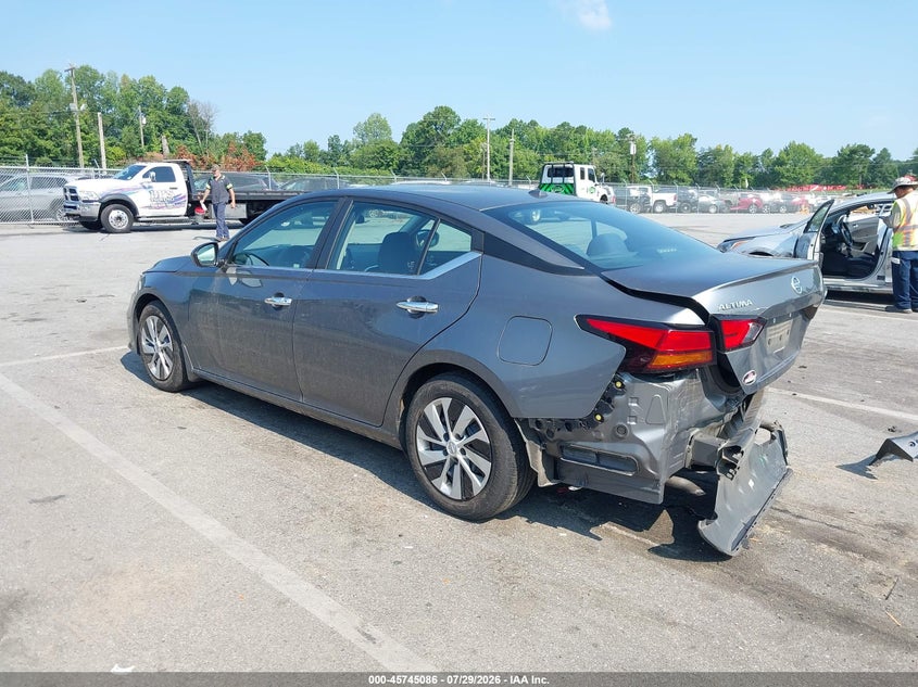 2019 NISSAN ALTIMA auction photo 3