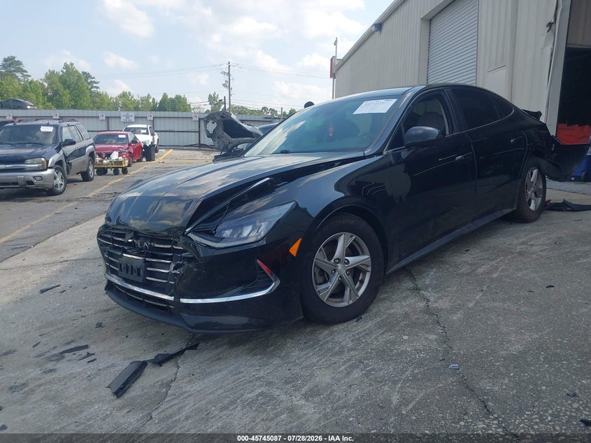 2021 HYUNDAI SONATA auction photo 2