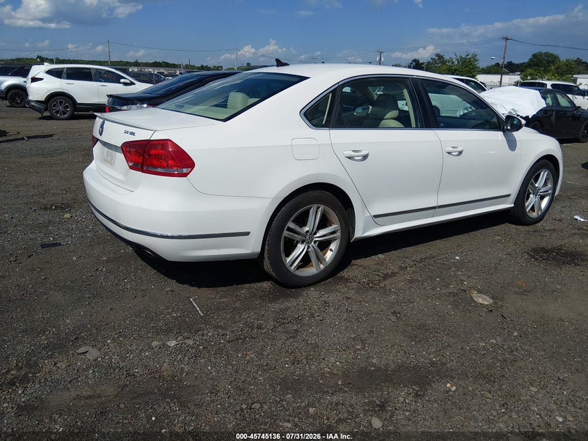Vin: 1vwcm7a3xcc081432, lot: 46243840, volkswagen passat 3.6l v6 sel premium 20124