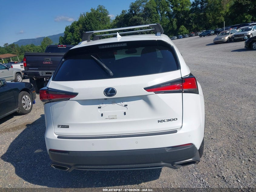 LEXUS NX 300 - zdjęcie 17