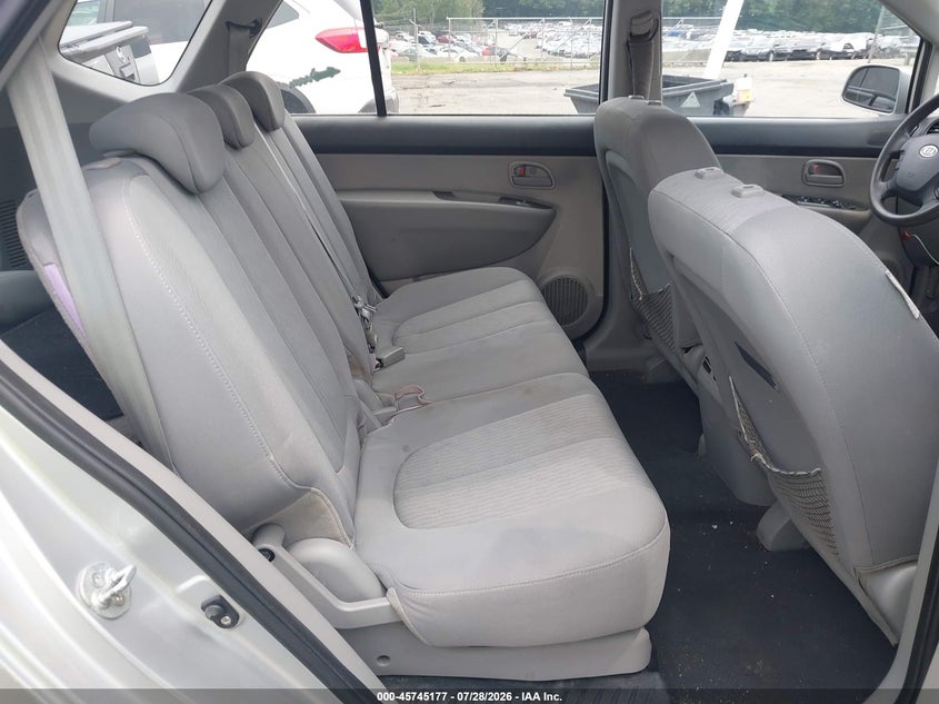 2009 KIA RONDO auction photo 8