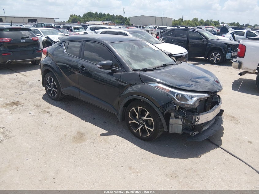 2019 TOYOTA C-HR auction photo 1