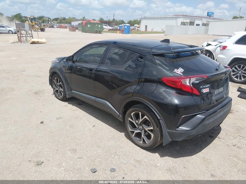 2019 TOYOTA C-HR auction photo 3