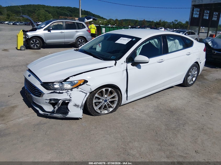 Vin: 3fa6p0hd9lr212306, lot: 46243983, ford fusion se 20202