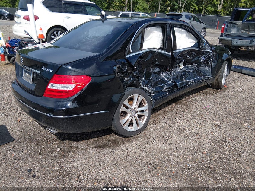 Vin: wddgf8ab2er306881, lot: 46244020, mercedes-benz c 300 luxury 4matic 20144