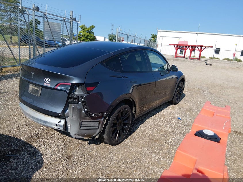 2023 TESLA MODEL Y auction photo 4