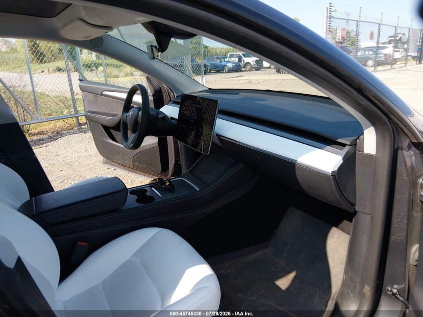 2023 TESLA MODEL Y auction photo 5