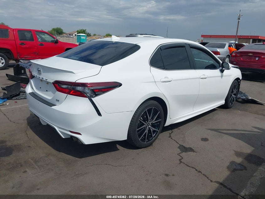 Vin: 4t1g11ak7nu651364, lot: 46244066, toyota camry se 20224