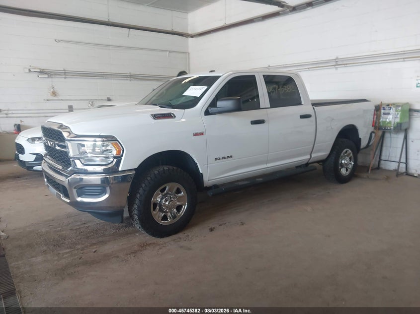 Vin: 3c6ur5cj8lg211334, lot: 46244086, ram 2500 tradesman  4x4 6'4 box 20202