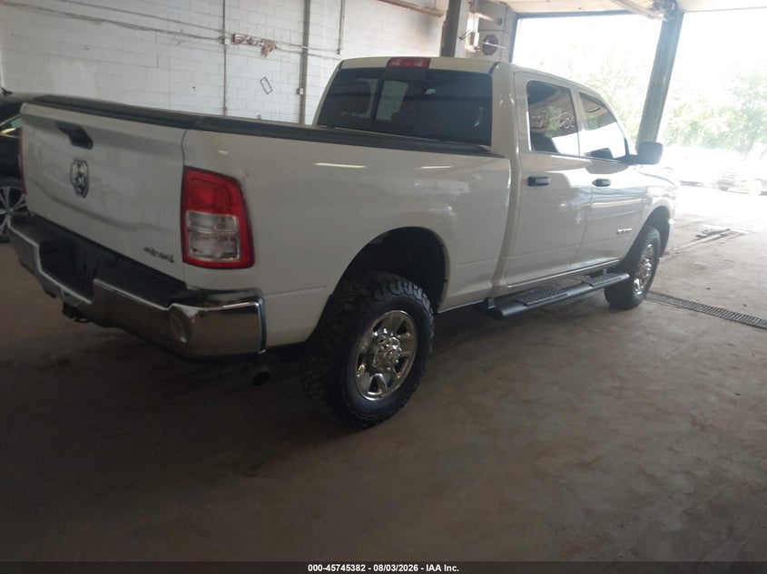 Vin: 3c6ur5cj8lg211334, lot: 46244086, ram 2500 tradesman  4x4 6'4 box 20204
