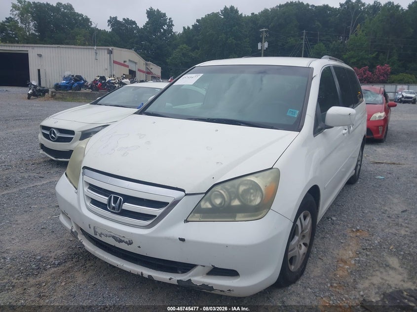 2005 Honda Odyssey, Normal Wear & Tear, IAAI, VIN 5FNRL38445B403768 — photo 2