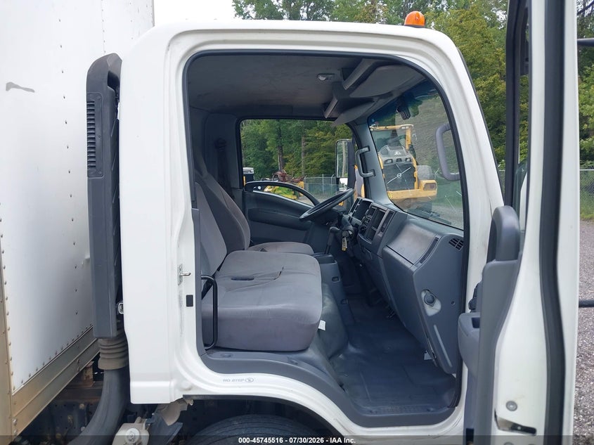 2022 ISUZU NPR HD auction photo 7
