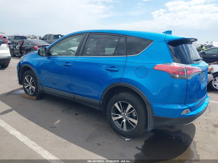 Vin: jtmwfrev0hd095052, lot: 46244227, toyota rav4 xle 20173